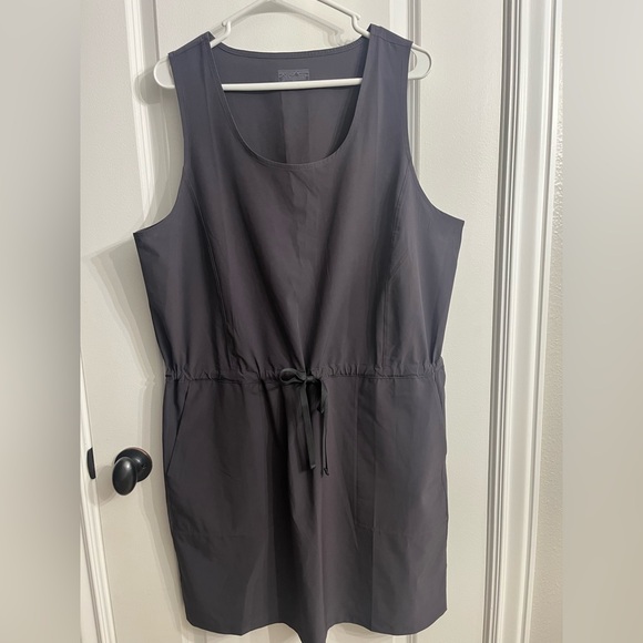 Patagonia Women's Fleetwith Dress Ink Black - XL - NEW - Picture 2 of 10